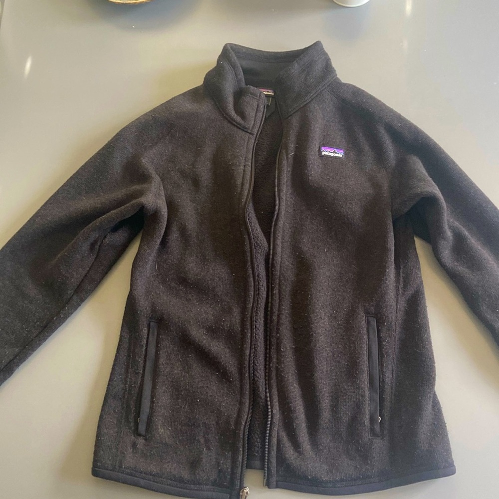 Patagonia youth xl jacket in black